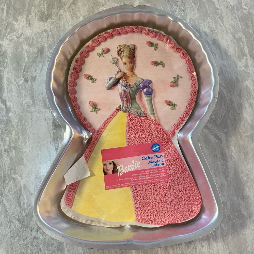 Vintage Barbie Cake Pan‎